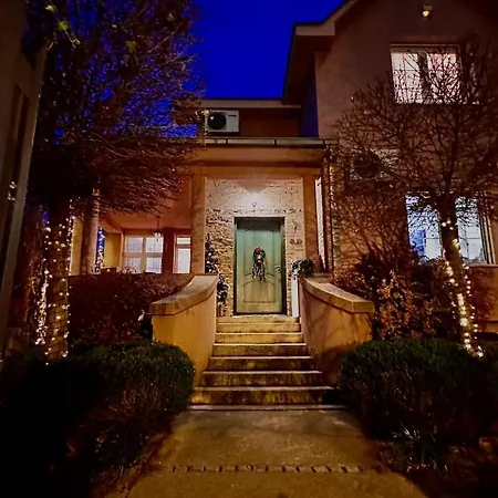 Homestay Zemun Garden