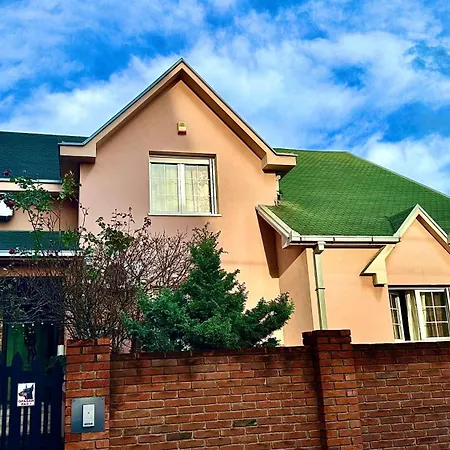 Zemun Garden Homestay *